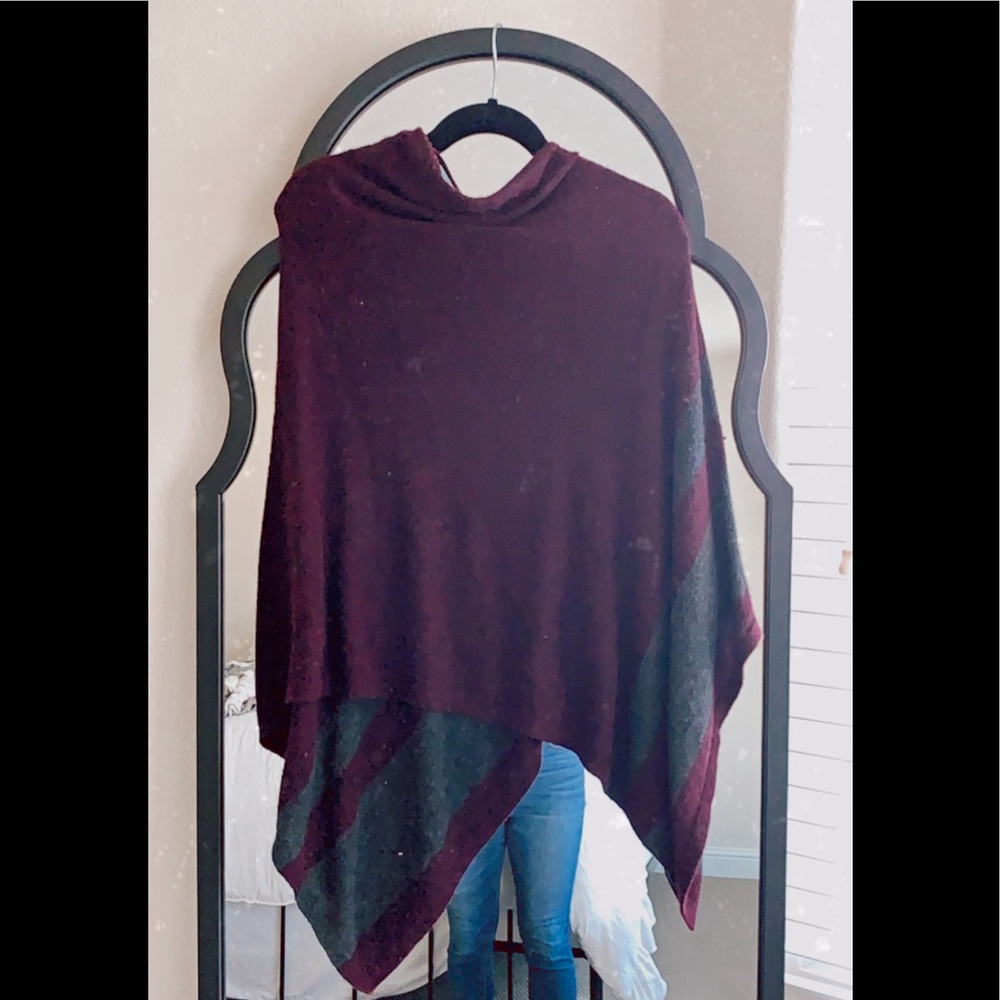 🆕 Maroon + Grey Poncho